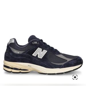 New Balance 2002 R - Size 6.5 W